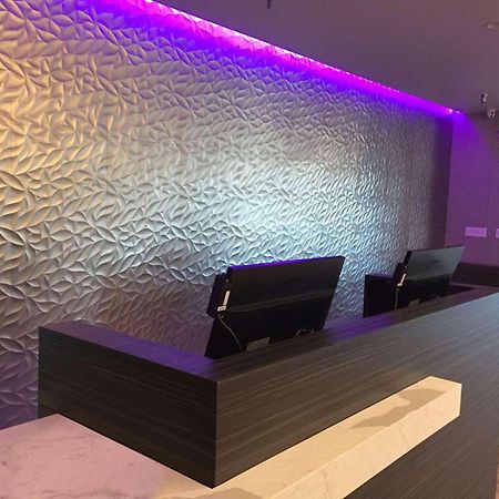 Radisson Hotel Oakland Airport Экстерьер фото